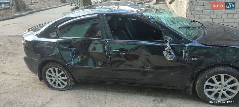 Седан Mazda 3 2008 в Червоногригорівці