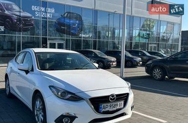 Седан Mazda 3 2015 в Ивано-Франковске
