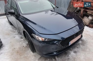 Седан Mazda 3 2023 в Харькове