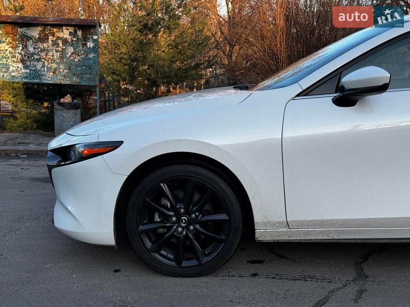 Хетчбек Mazda 3 2021 в Києві