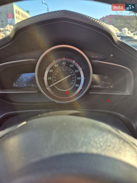 Седан Mazda 3 2015 в Киеве