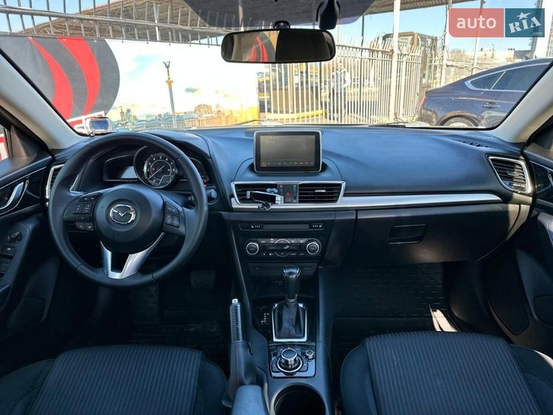 Седан Mazda 3 2014 в Києві