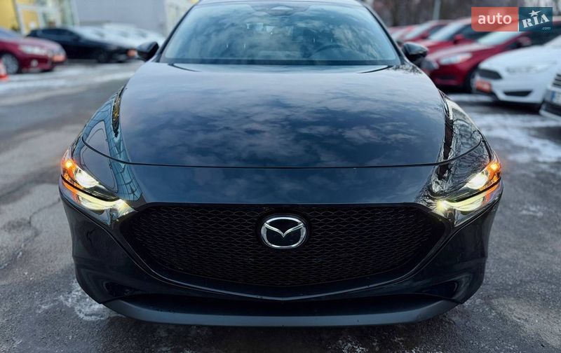 Хетчбек Mazda 3 2024 в Дніпрі