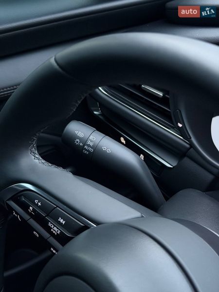 Хетчбек Mazda 3 2024 в Дніпрі