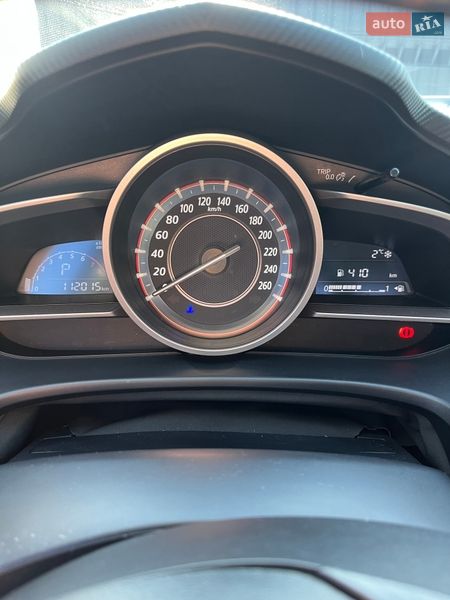 Седан Mazda 3 2014 в Киеве