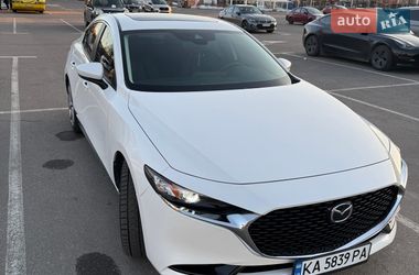 Седан Mazda 3 2021 в Киеве
