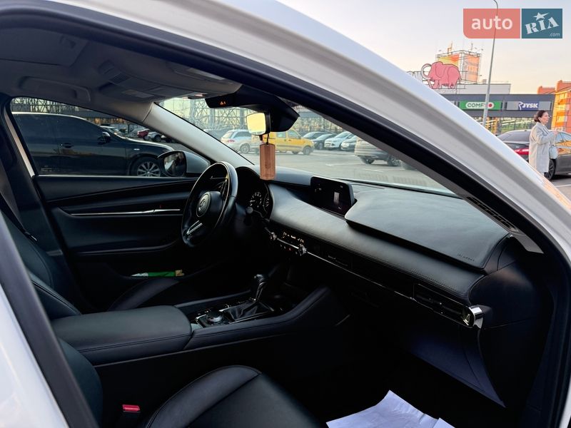Седан Mazda 3 2021 в Киеве фото 17 Седан Mazda 3 2021 в Киеве