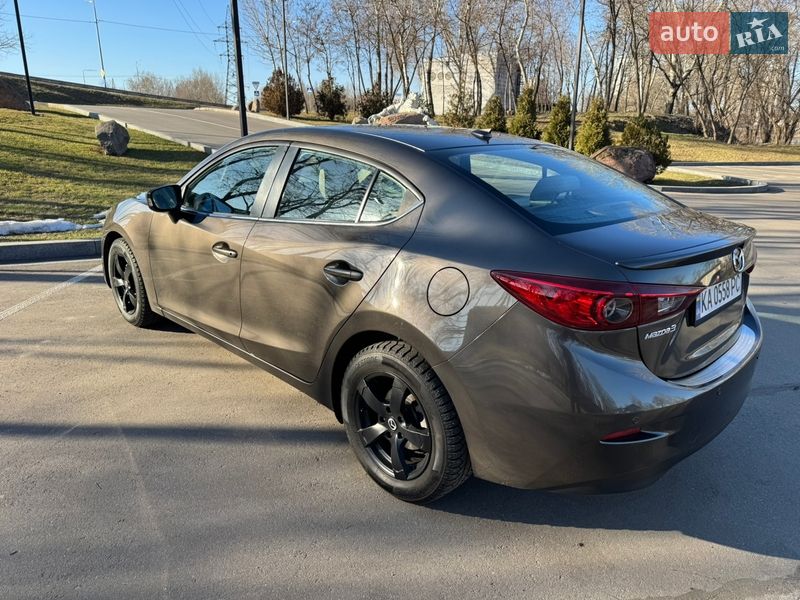 Седан Mazda 3 2016 в Києві