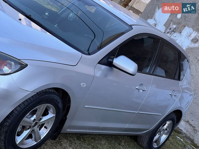 Хетчбек Mazda 3 2005 в Трускавці