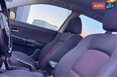 Хэтчбек Mazda 3 2005 в Трускавце