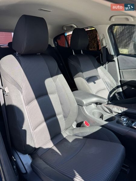 Хетчбек Mazda 3 2014 в Києві