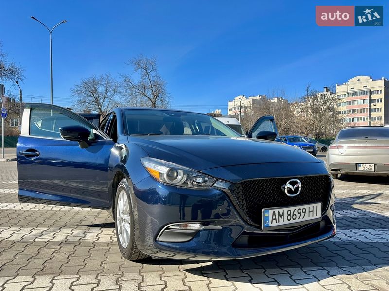 Седан Mazda 3 2018 в Києві