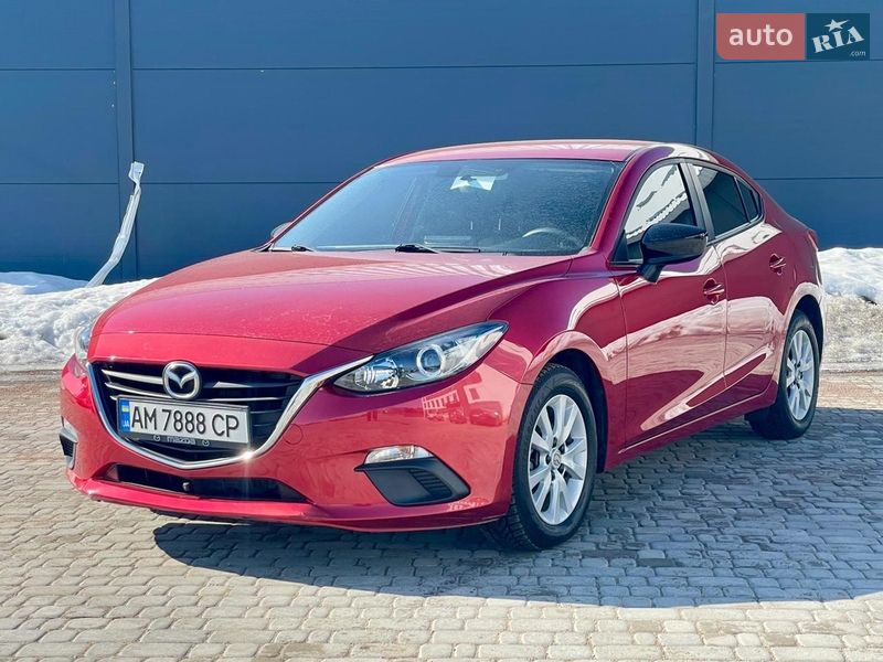 Седан Mazda 3 2015 в Житомирі