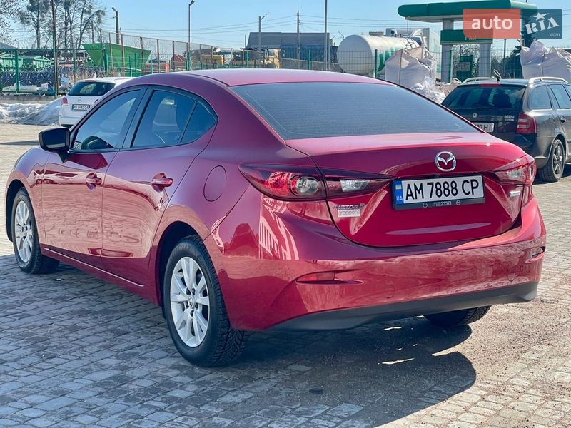 Седан Mazda 3 2015 в Житомирі