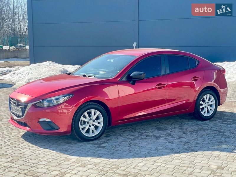 Седан Mazda 3 2015 в Житомирі