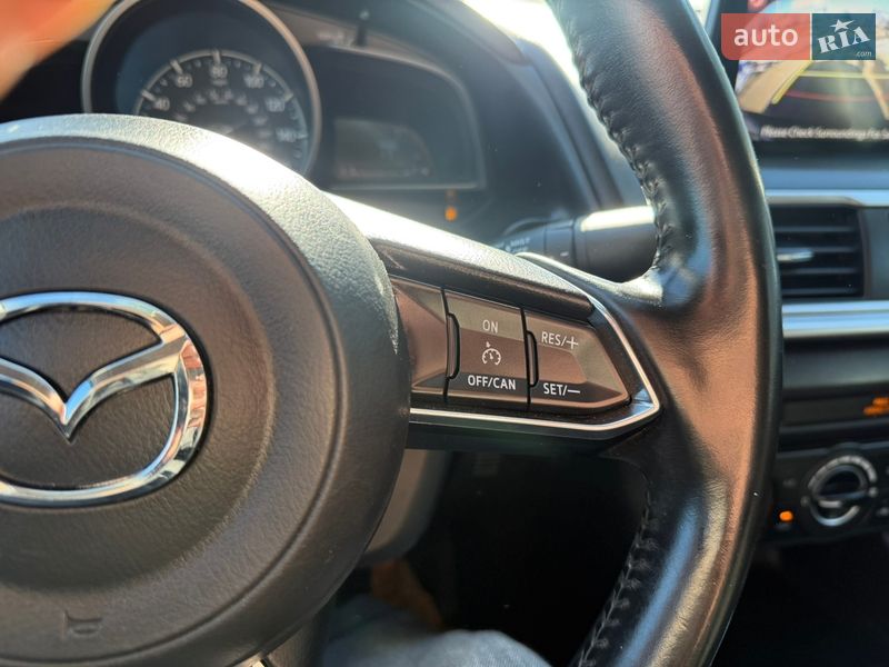 Седан Mazda 3 2017 в Чернигове фото 27 Седан Mazda 3 2017 в Чернигове