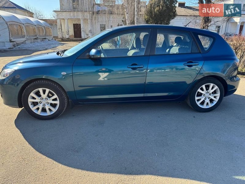 Хэтчбек Mazda 3 2007 в Ракитном