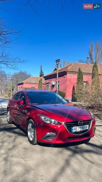 Седан Mazda 3 2016 в Києві