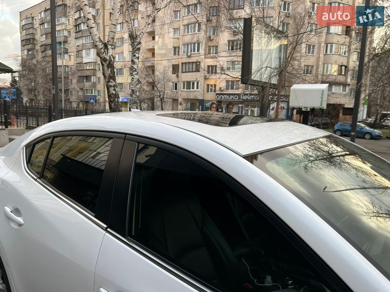 Седан Mazda 3 2014 в Харкові