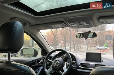 Седан Mazda 3 2014 в Харькове