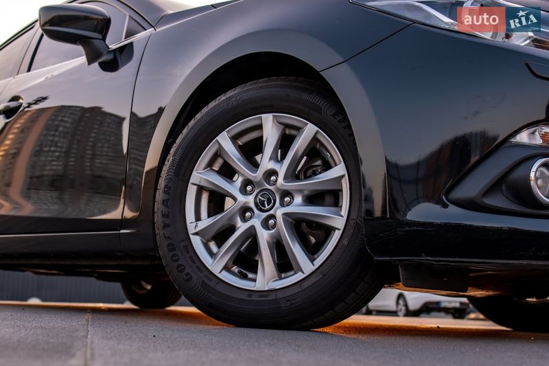 Хетчбек Mazda 3 2016 в Києві