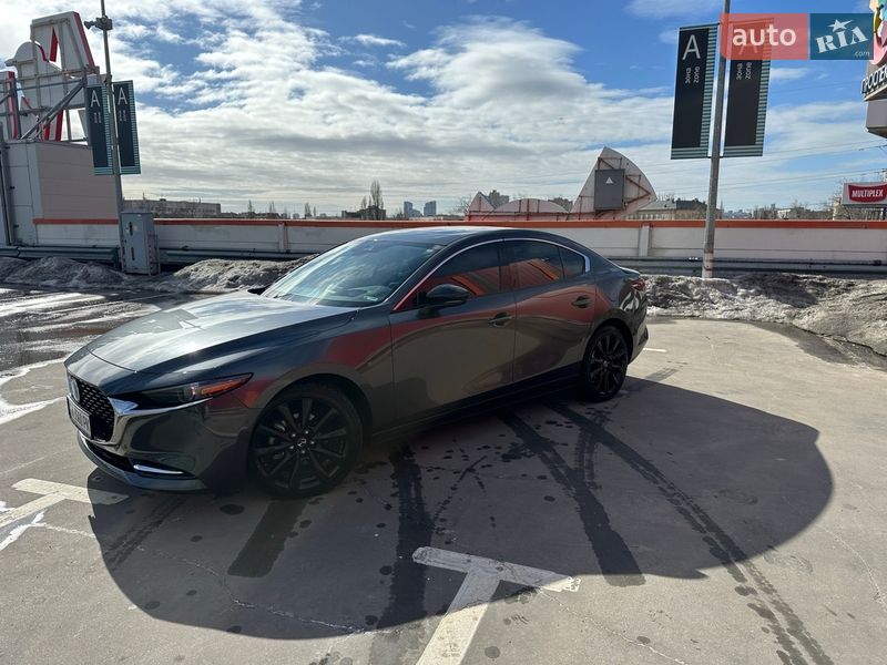 Седан Mazda 3 2022 в Киеве