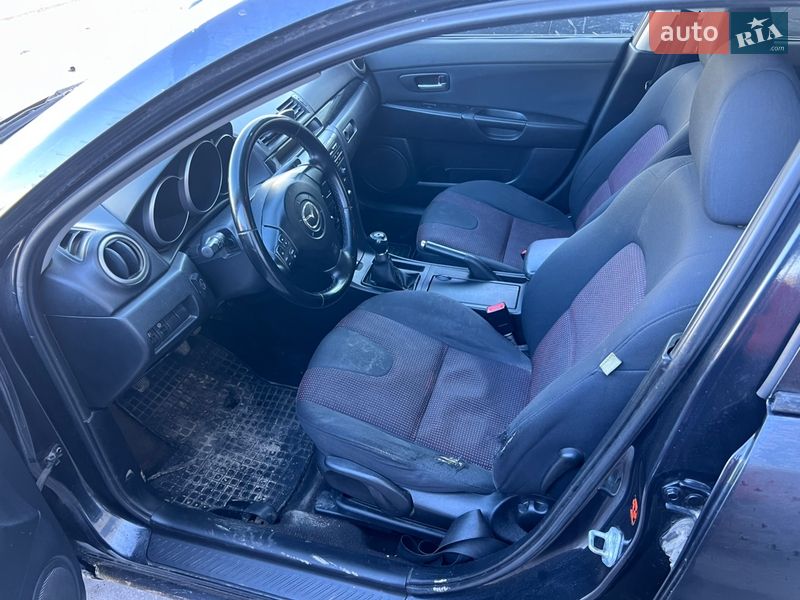 Седан Mazda 3 2004 в Виннице