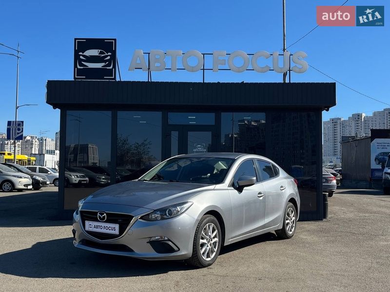 Седан Mazda 3 2016 в Києві