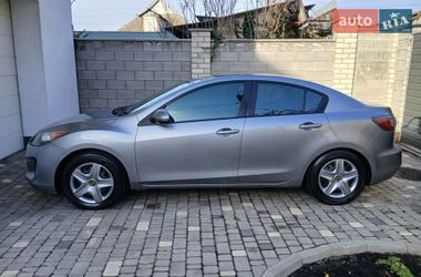 Седан Mazda 3 2011 в Херсоне
