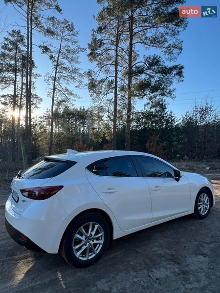 Хетчбек Mazda 3 2015 в Ірпені