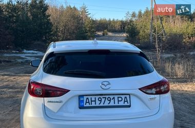 Хэтчбек Mazda 3 2015 в Ирпене