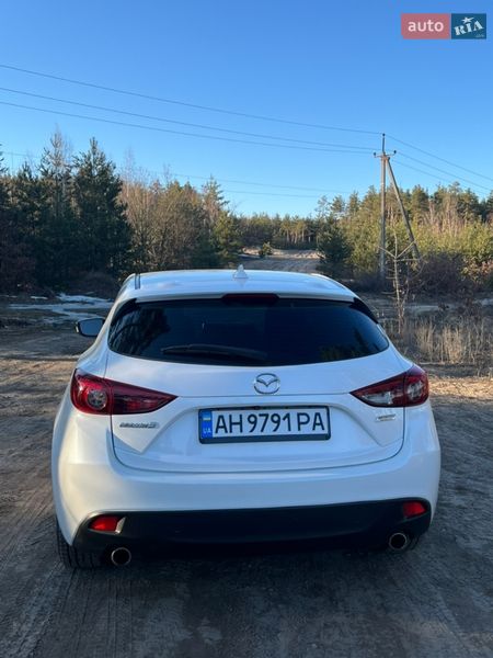 Хетчбек Mazda 3 2015 в Ірпені