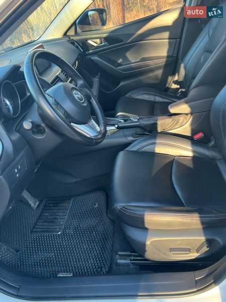 Хетчбек Mazda 3 2015 в Ірпені