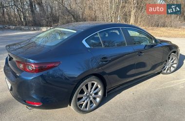 Седан Mazda 3 2019 в Полтаве