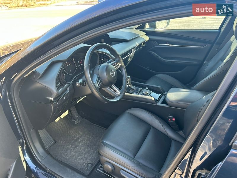 Седан Mazda 3 2019 в Полтаве
