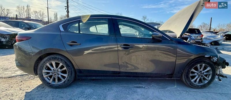Седан Mazda 3 2021 в Києві