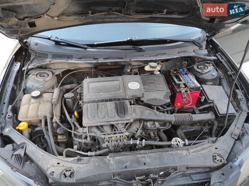 Седан Mazda 3 2008 в Нетешине