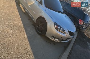 Хэтчбек Mazda 3 2004 в Харькове