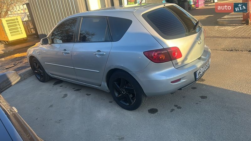 Хэтчбек Mazda 3 2004 в Харькове