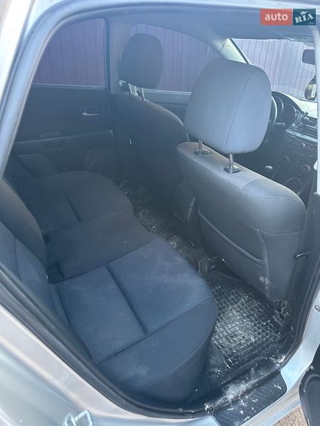 Хэтчбек Mazda 3 2004 в Харькове