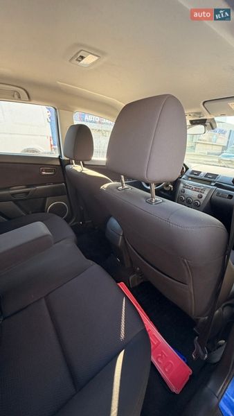 Седан Mazda 3 2009 в Луцке