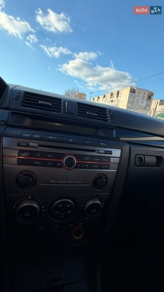 Седан Mazda 3 2009 в Луцке