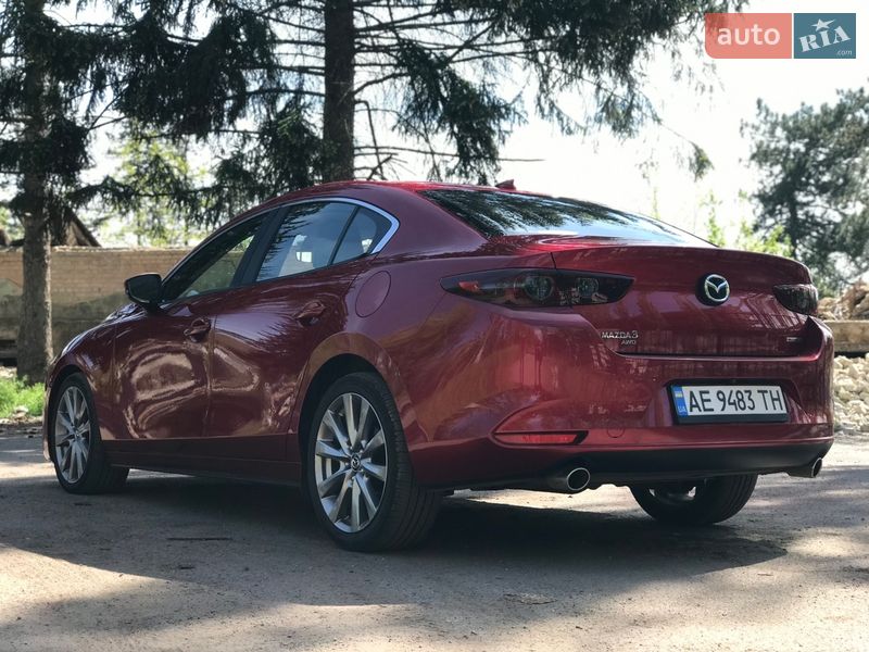 Седан Mazda 3 2019 в Кривом Роге