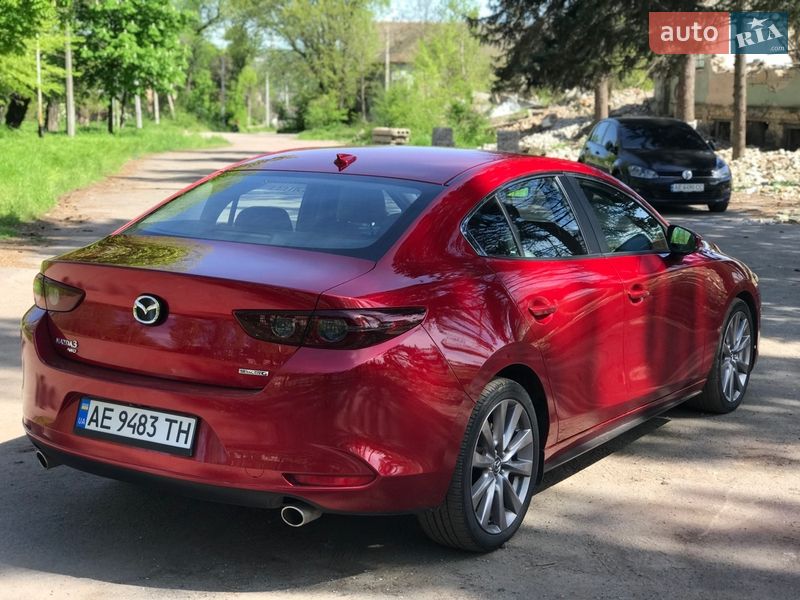 Седан Mazda 3 2019 в Кривом Роге