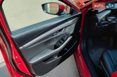 Седан Mazda 3 2019 в Кривому Розі