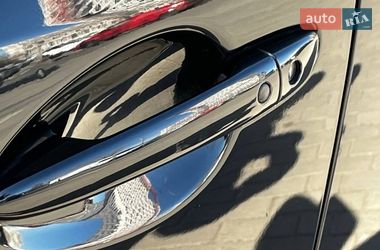 Седан Mazda 3 2018 в Днепре