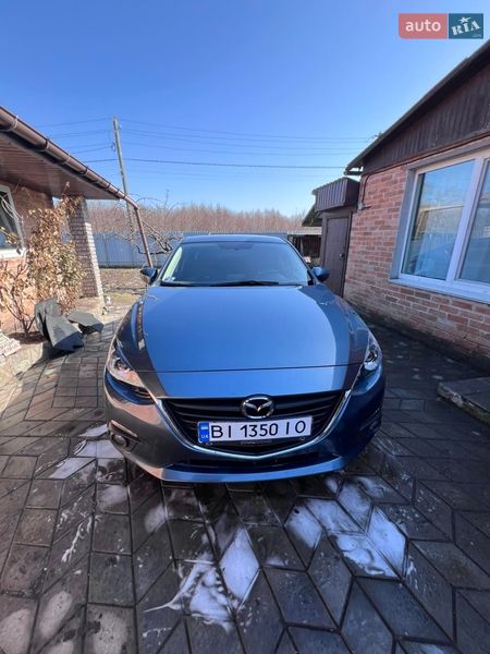 Седан Mazda 3 2015 в Полтаве