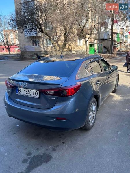 Седан Mazda 3 2015 в Полтаве