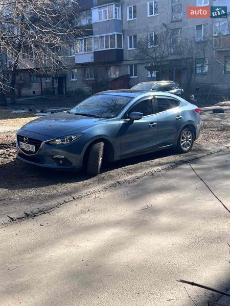 Седан Mazda 3 2015 в Полтаве