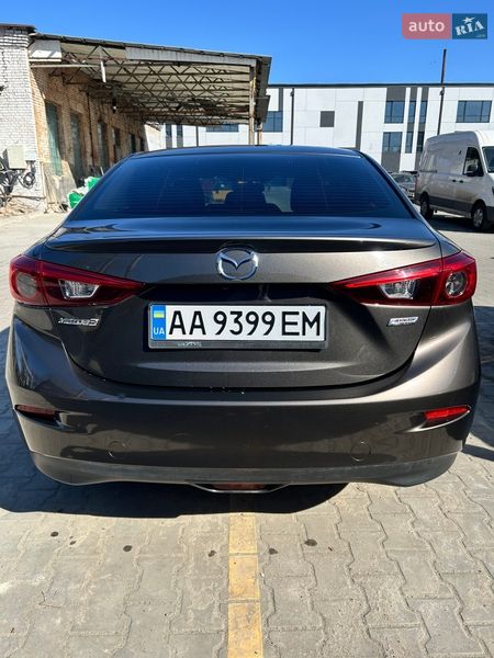 Седан Mazda 3 2014 в Києві